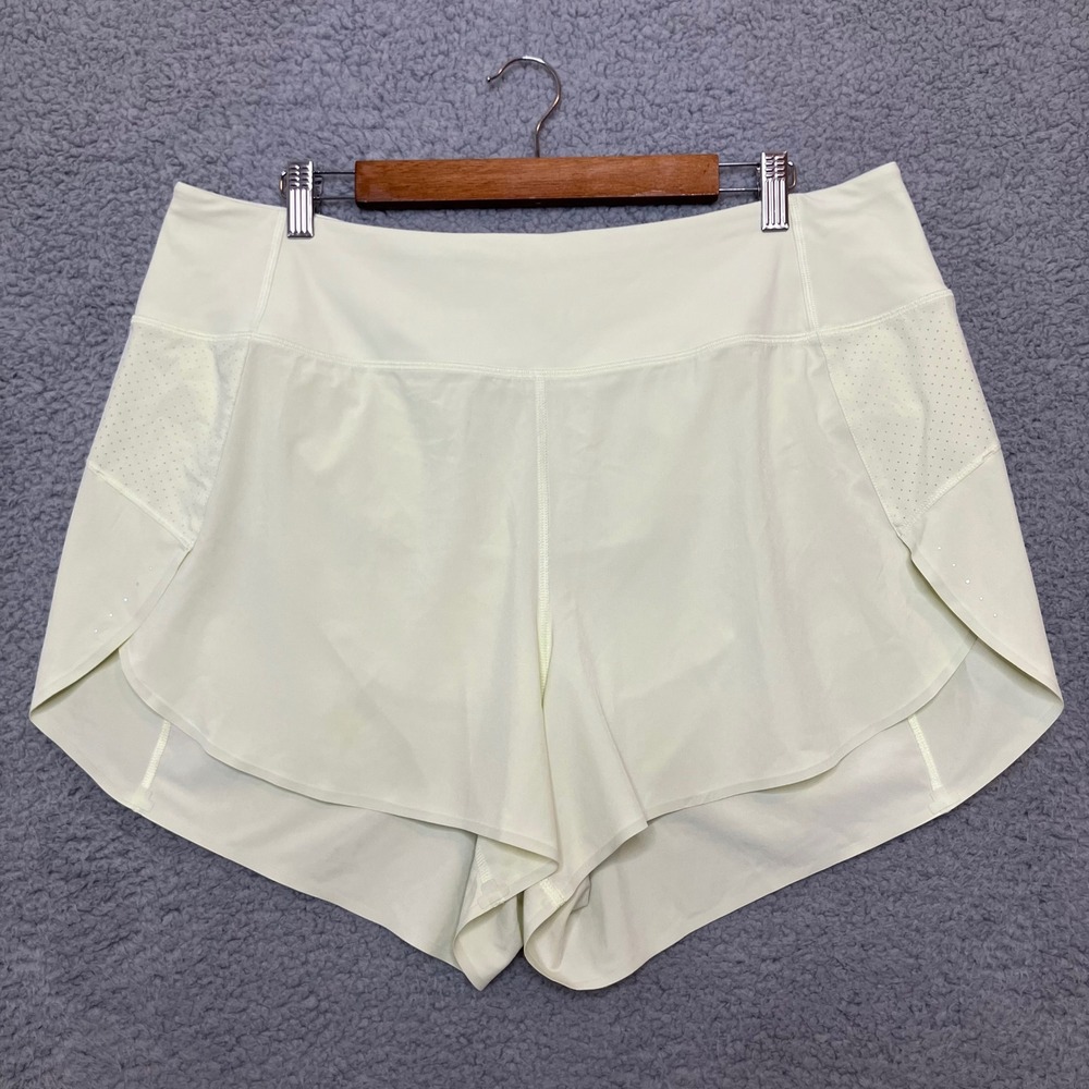 Athleta‎ Run With It 3.5" Shorts Women 1X Plus Butter Yellow Athletic Gym Spring